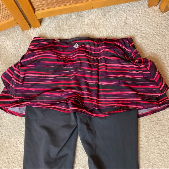 ATHLETA Painted Cuteness 2 in 1 Skirted Capri S - Picture 8 of 11